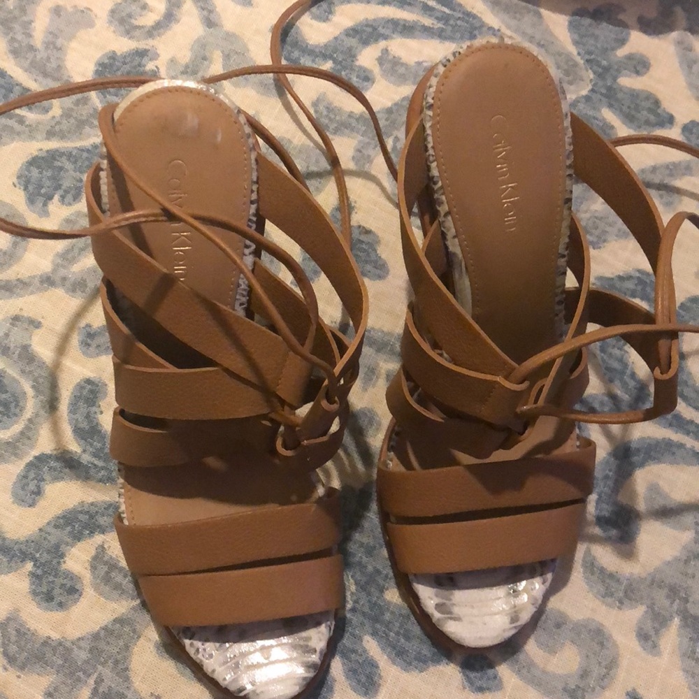 Strappi heels